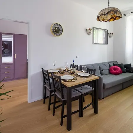 Apartment Powisle 4 By Homeprime Krakow